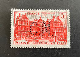 FRANCE C N° 804 PALAIS DU LUXEMBOURG C.N. 303 Indice 2 Perforé Perforés Perfins Perfin  !! Support Rare - Sonstige & Ohne Zuordnung