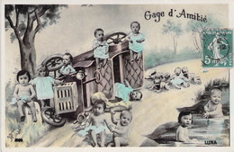 CPA Bébés à Coté D'une Voiture Ancienne Accident - Humour Absurde - Luna - Gruppen Von Kindern Und Familien