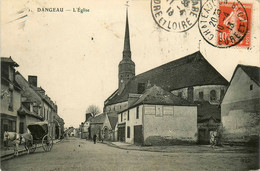 Dangeau * Rue Et Vue Sur L'église * Attelage - Otros & Sin Clasificación