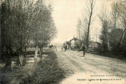 Veuves * La Rue De Monteaux Et La Gare - Autres & Non Classés