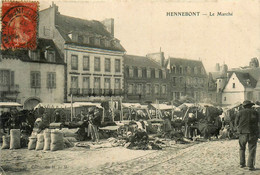 Hennebont * La Place Et Le Marché * Marchands Foire - Hennebont