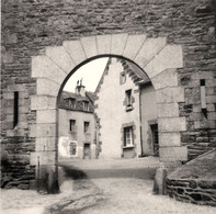 Concarneau * Un Coin De La Ville * Photo Ancienne - Concarneau