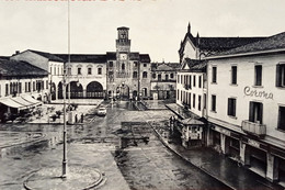 Cartolina - Oderzo ( Treviso ) - Piazza Del Popolo - 1950 Ca. - Treviso