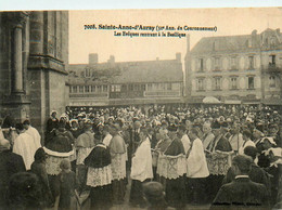 Ste Anne D'auray * 50ème Anniversaire Du Couronnement * Les évêques Rentrant à La Basilique * Religion Cérémonie - Sainte Anne D'Auray