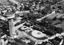 86-NEUVILLE-DU-POITOU- LE CHATEAU D'EAU 42 M DE HAUTEUR ET LE JARDIN PUBLIC VUE AERIENNE - Neuville En Poitou