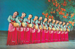 North Koreea - Korea - Communist Propaganda - Patriotic Dance - La Troupe Artistique Mansoudai - Corea Del Norte