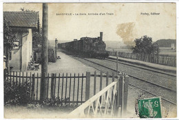 SAVOYEUX (70) - La Gare - Arrivée D' Un Train - Ed. Poctey - Otros Municipios