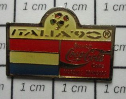 1316b Pin's Pins / Beau Et Rare / THEME : SPORTS / FOOTBALL ITALIA 90 MONDIAL DRAPEAU PAYS BAS HOLLANDE Pas François - Football