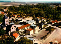 Bétheniville * Vue Aérienne Sur L'église Et La Place De La Mairie - Bétheniville