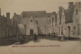 Brugge - Bruges  // Fondation De Maisons De Vieillessse - Rue Neuve De Gand Ca 1900 - Brugge