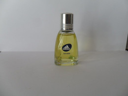 FLACON VAPO / ADIDAS PAR COTY   /  E De T  /  30  ML ? / PLEIN - Ohne Zuordnung