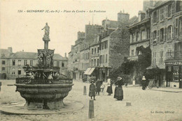 Guingamp * La Place Du Centre * La Fontaine * Café * Bijouterie - Guingamp