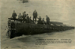 Montreuil Bellay * La Catastrophe Ferroviaire * 23 Novembre 1911 * Survivant Sur Leur épave , Attendant Les Secours - Montreuil Bellay