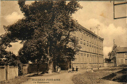 Maubert Fontaine * Rue Et Le Pensionnat * école - Autres & Non Classés