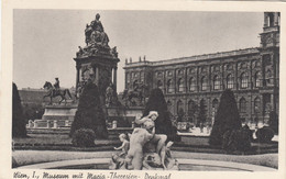 B3335) WIEN - Mueseum Mit Maria Theresien Denkmal ALT !! - Museen