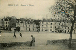 Redon * La Place Du Château * Hôtel De La Poste - Redon