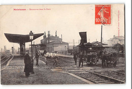 CPA 28 Maintenon Manoeuvre Dans La Gare Train - Maintenon