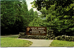 Great Smoky Mountains National Park Welcome Sign - Parques Nacionales USA