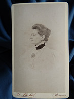 Photo CDV  Le Michel à Rennes  Portrait (profil) Jeune Femme  Robe à Col Montant  CA 1890 - L604D - Old (before 1900)