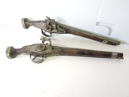 Pair Of Wheellock Pistols Viollet Le Duc, 19th Century - Andere