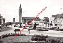 Zicht Op Markt En Kerk - Zelzate - Zelzate