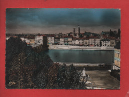 CPSM Grand Format -  Macon  -( S.-et-L. ) - Vue Générale- Patrie De Lamartine - Vins Renommés - Macon