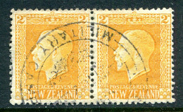 New Zealand 1915-30 KGV - Recess - P.14 X 14½ - 2d Yellow Pair Used (SG 418a) - Military Camp - Usados