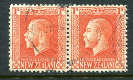 New Zealand 1915-30 KGV - Recess - P.14 X 13½ - 1/- Vermilion Pair Used (SG 430) - Oblitérés