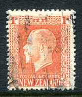 New Zealand 1915-30 KGV - Recess - P.14 X 14½ - 1/- Pale Orange-red Used (SG 430ca) - Oblitérés