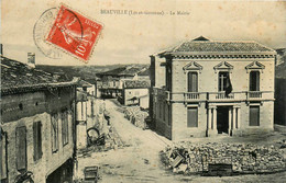 Beauville * 1908 * Place Du Village Et La Mairie * Travaux ! - Autres & Non Classés