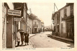 Bellenaves * La Rue Des Forges * Coiffeur Dames Messieurs - Autres & Non Classés