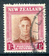 New Zealand 1947-52 King George VI Definitives - 1/- Brown & Carmine - Plate 1 - Wmk. Sideways - Used (SG 686) - Gebruikt