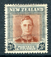 New Zealand 1947-52 King George VI Definitives - 3/- Brown & Grey - Wmk. Sideways Used (SG 689) - Usati