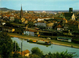 Agen * Vue Générale Sur La Ville * Péniche Batellerie * Ligne Chemin De Fer - Agen