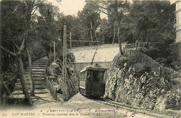 Roquebrune Cap Martin * Tram Tramway Rentrant Dans Le Tunnel - Roquebrune-Cap-Martin