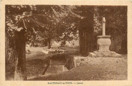 Hautefage La Tour * Le Lavoir Du Village - Autres & Non Classés