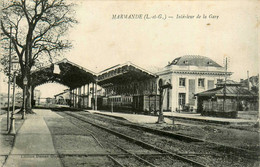 Marmande * Intérieur De La Gare * Trains Wagons * Ligne Chemin De Fer Lot Et Garonne - Marmande