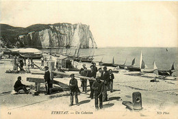 étretat * Un Cabestan * Chantier Construction Bateau - Etretat