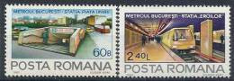 1982 ROUMANIE 3372-73** Métro, Train - Unused Stamps