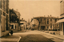 Ste Bazeille * La Grand'rue * Restaurant - Otros & Sin Clasificación