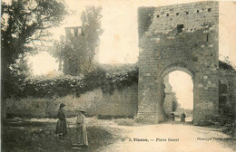 Vianne * 1906 * Route Et Porte Ouest * Villageois - Autres & Non Classés