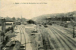 Agen * La Gare Des Marchandises Avec Vue Du Côteau * Wagons Trains Ligne Chemin De Fer Lot Et Garonne - Agen