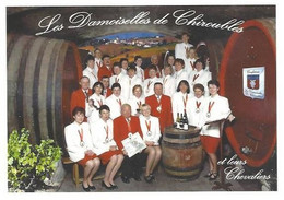 CPM Les Demoiselles De Chiroubles Et Leurs Chevaliers - Publicité - Vin Confrérie Féminine Du Beaujolais - Chiroubles