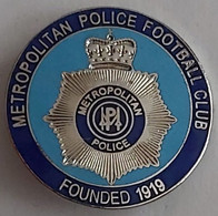 Metropolitan Police FC England football Soccer Club Fussball Calcio Futbol Futebol PINS BADGES A1/6 - Football