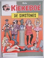 KIEKEBOE 87 - DE SIMSTONES  Door Merho - EERSTE DRUK 2000 / STANDAARD Uitgeverij - Kiekebö