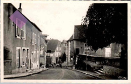 * MONTBOZON Le Carrefour Du Centre - Montbozon