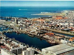 Cherbourg * Vue Aérienne Sur La Place Divette Et Le Port - Cherbourg