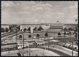 D-12101 Berlin - Flughafen Tempelhof - Luftbrückendenkmal - Cars - Tempo-Wagen - VW Käfer - BVG Bus - Nice Stamp - Tempelhof