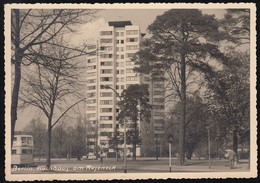 D-14199 Berlin - Grunewald - Hochhaus Roseneck - Car - BVG Bus - Grunewald