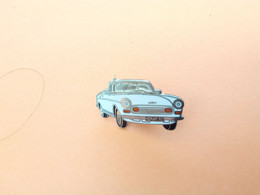 Pin S Pin's AUTOMOBILE AUTO PEUGEOT 404 CABRIOLET Metal (bazarcollect28) - Peugeot